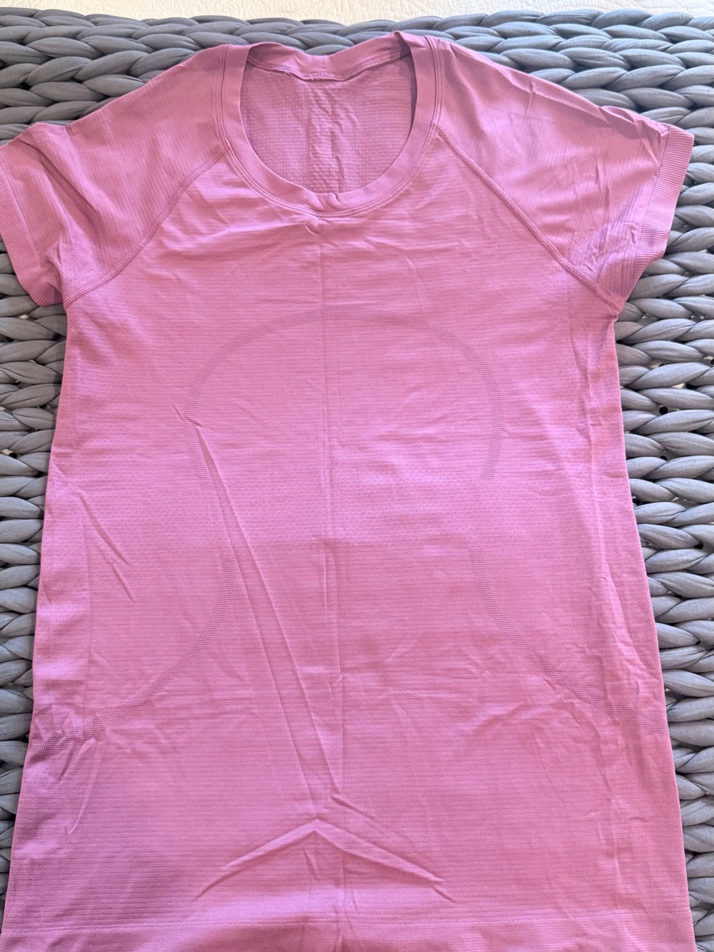 Lululemon Swiftly Tech hip length. Size 10.